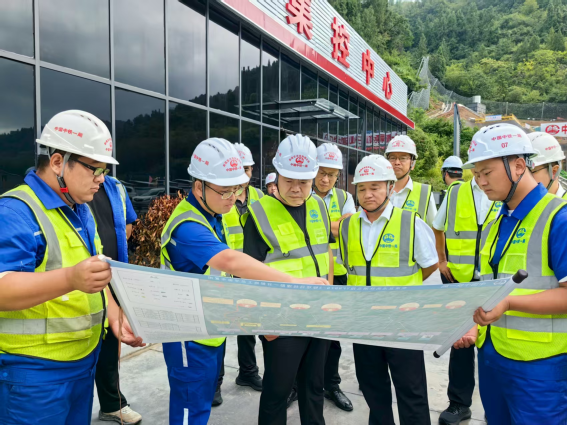 中鐵一局黨委書記、董事長郗宜君要求：宜涪...